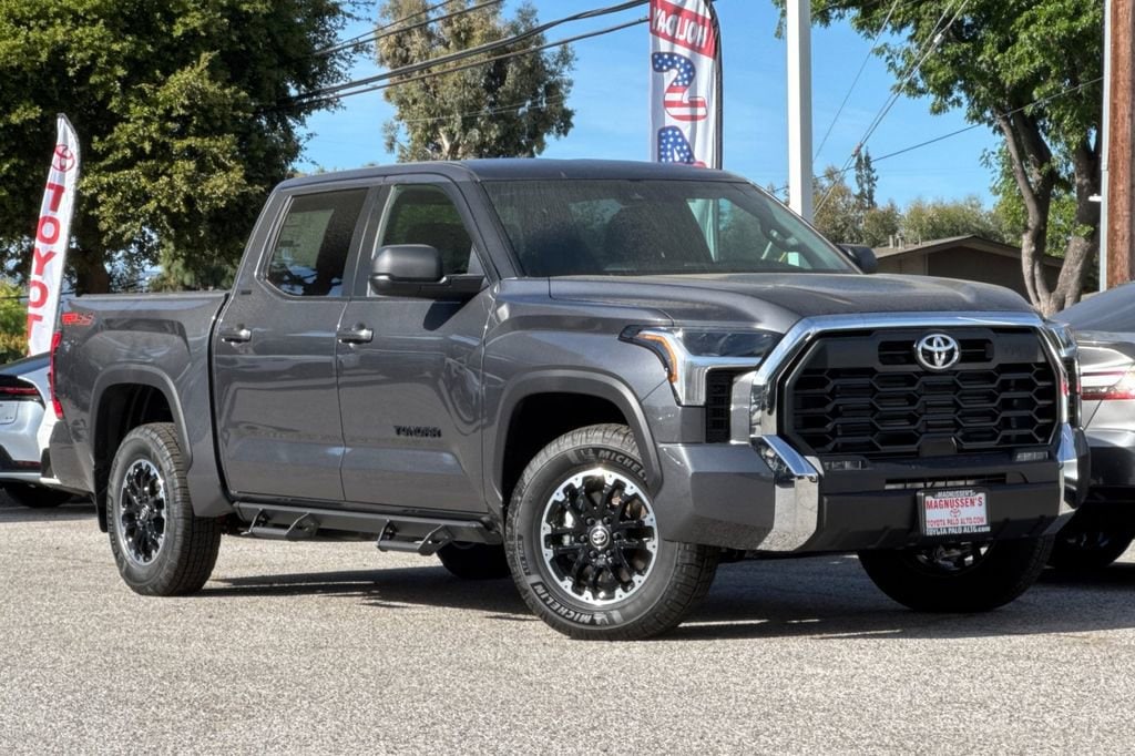 2026 Toyota Tundra SR5 photo 2
