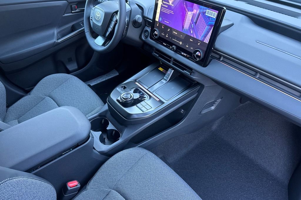 2026 Toyota bZ XLE - Photo 12