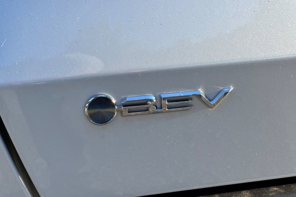 2026 Toyota bZ XLE - Photo 22