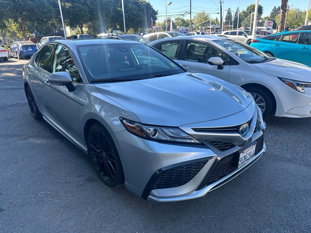 Celestial Silver Metallic 2023 Toyota Camry Hybrid XSE FWD Sedan Front-Wheel Drive Continuously Variable Transmission