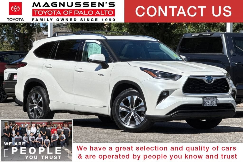 Used 2021 Toyota Highlander Hybrid XLE Sport Utility