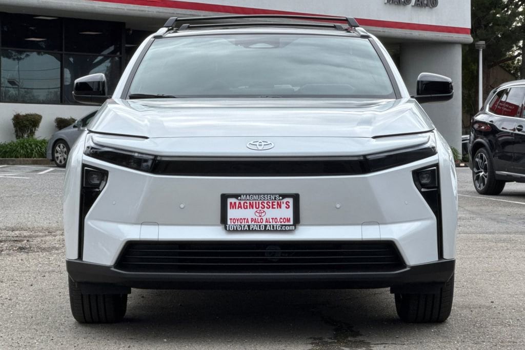 2026 Toyota bZ XLE photo 3