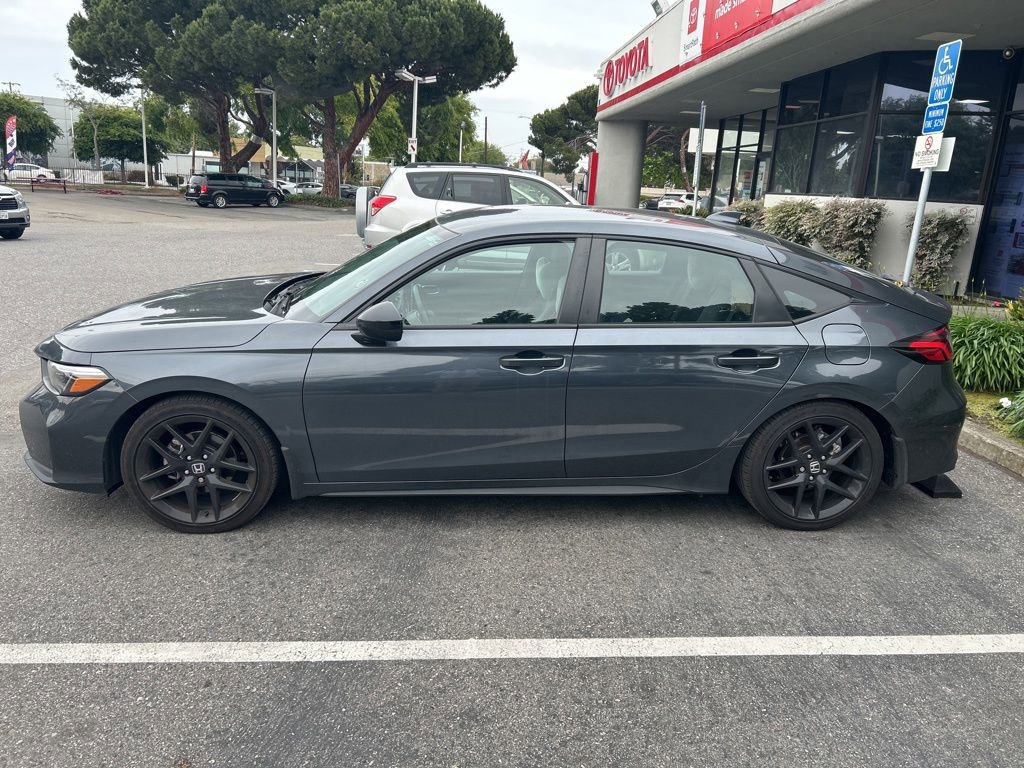 2025 Honda Civic Sport photo 2