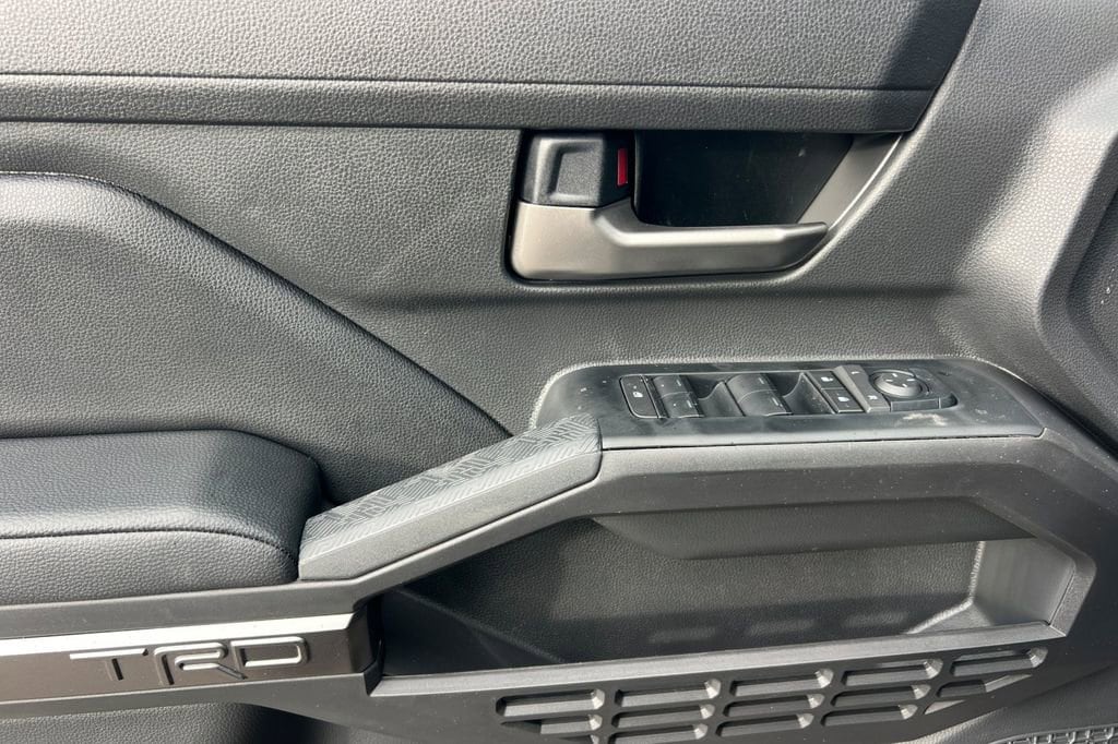 2026 Toyota Tacoma TRD Off Road - Photo 8