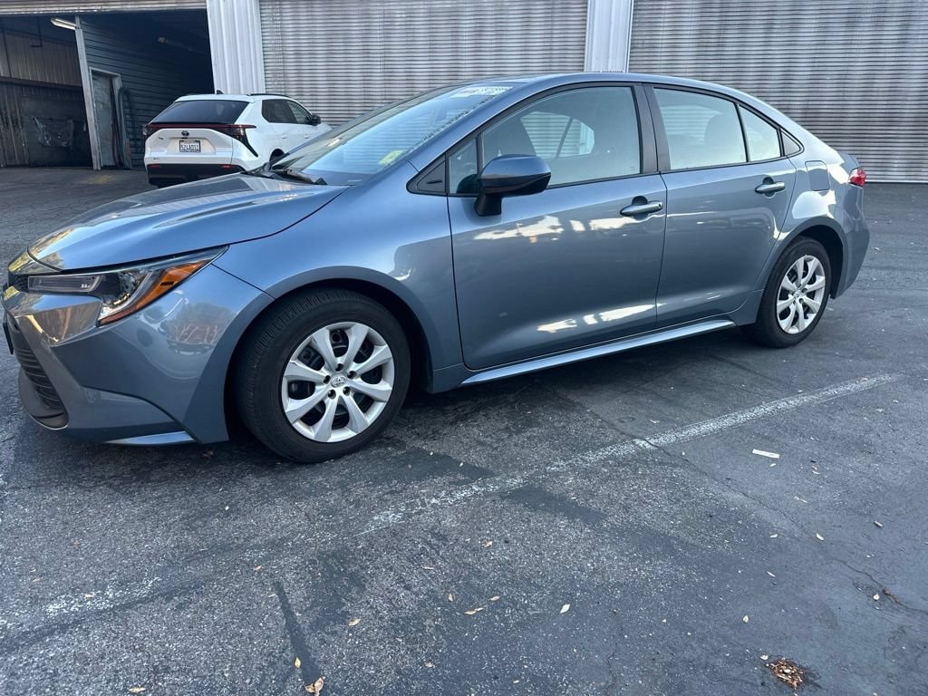 Certified 2025 Toyota Corolla LE Sedan