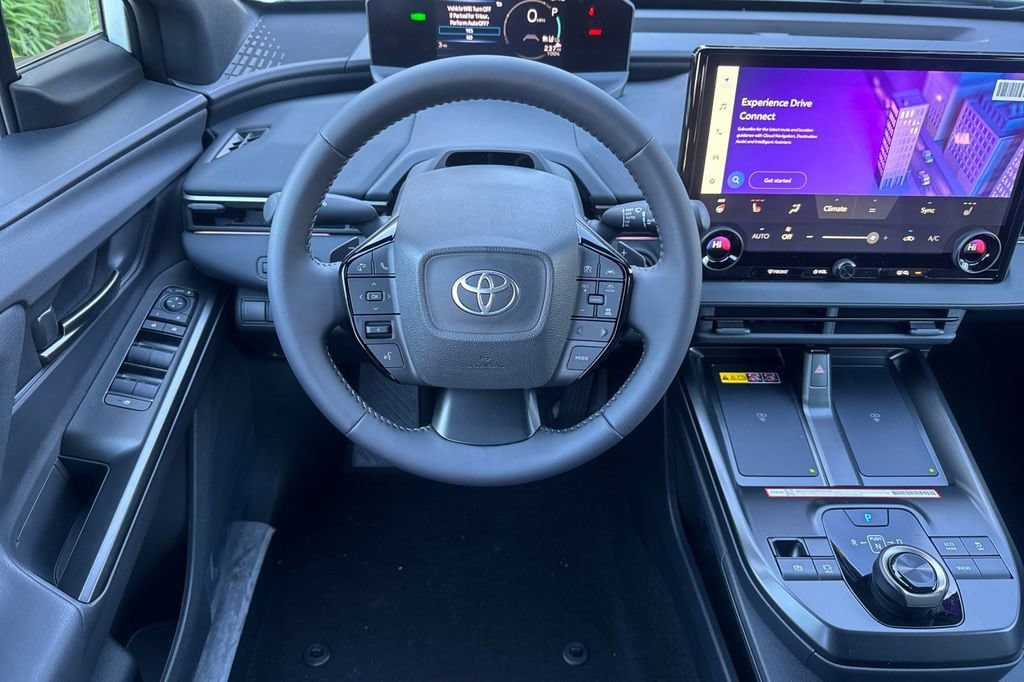 2026 Toyota bZ XLE - Photo 11