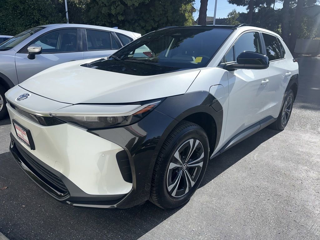 2024 Toyota bZ4X XLE AWD's photo