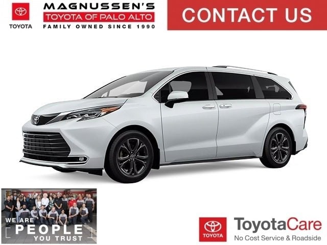 2026 Toyota Sienna Platinum's photo