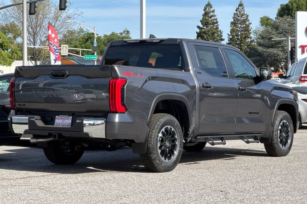 2026 Toyota Tundra SR5 photo 5