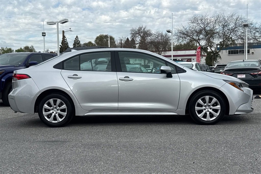 Certified 2025 Toyota Corolla LE Sedan