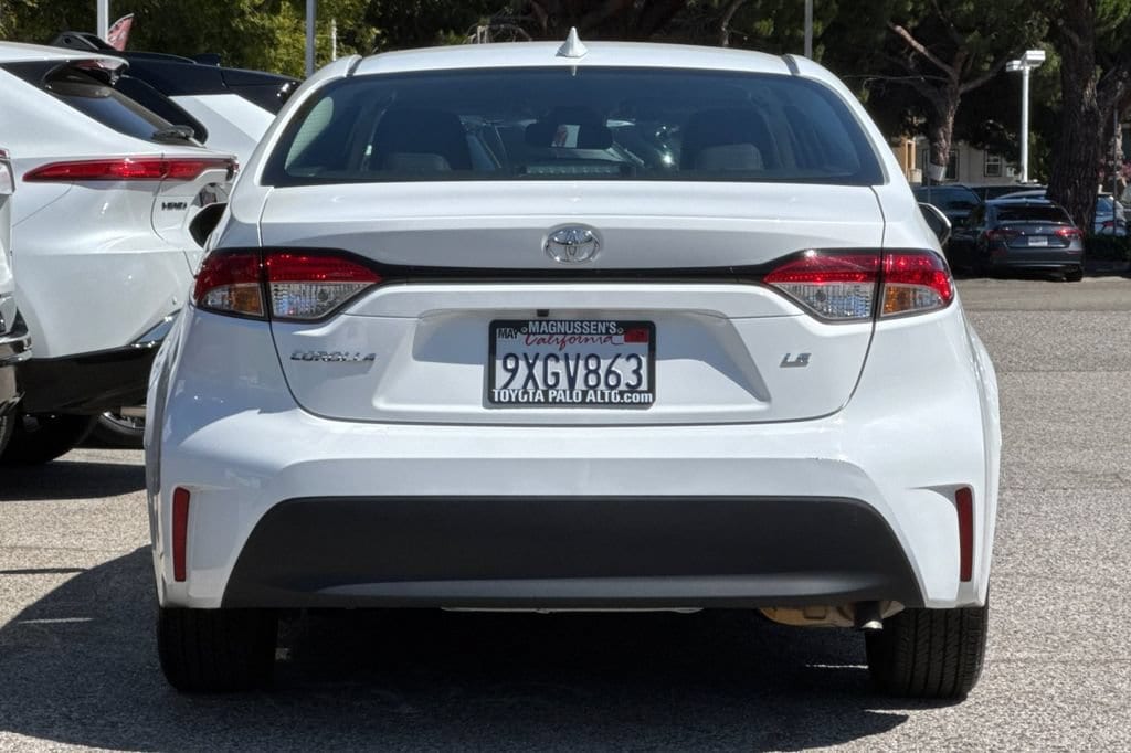 Certified 2025 Toyota Corolla LE Sedan