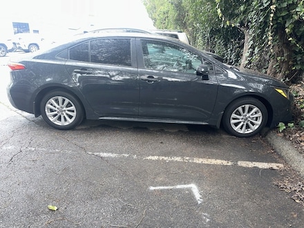 2025 Toyota Corolla LE Sedan