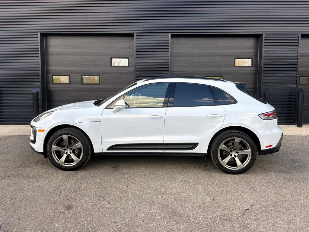 Certified 2024 Porsche Macan Base with VIN WP1AA2A58RLB01594 for sale in Dublin, OH