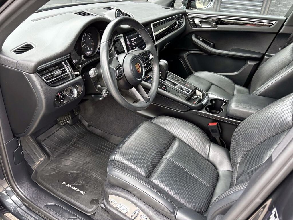 Certified 2023 Porsche Macan SUV