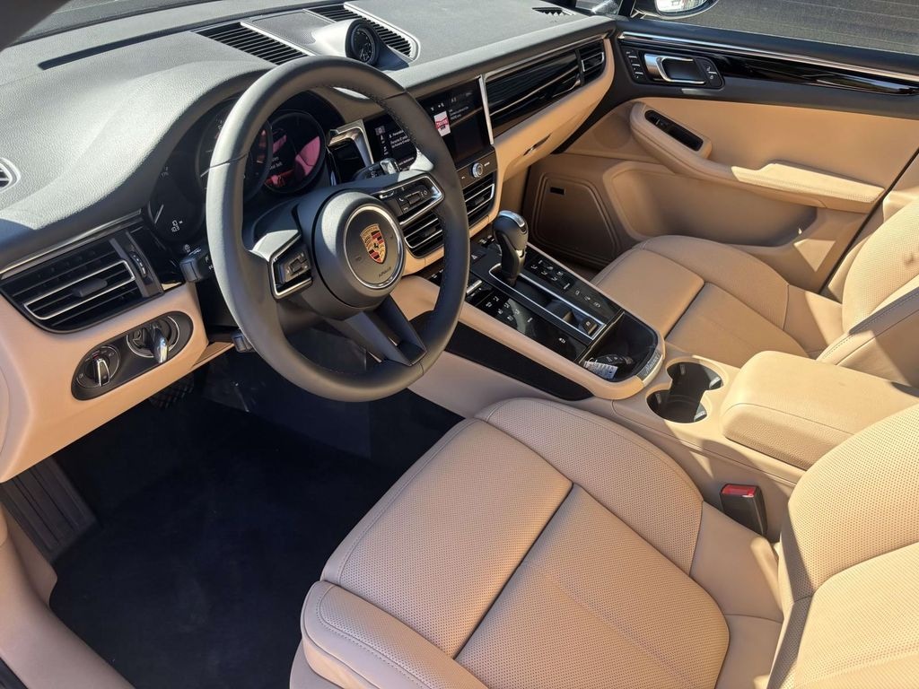 New 2026 Porsche Macan  SUV