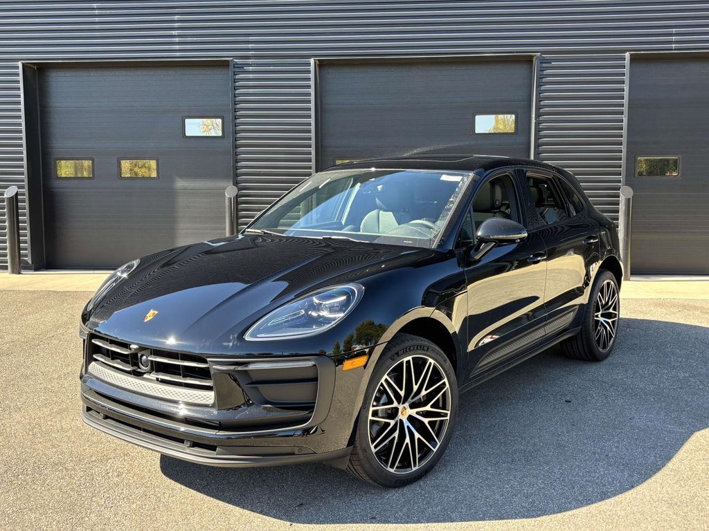 2026 Porsche Macan