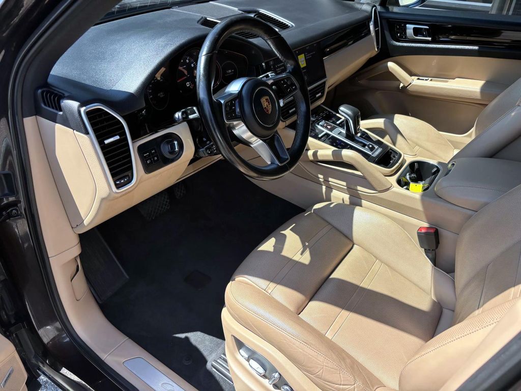 2019 Porsche Cayenne photo 4