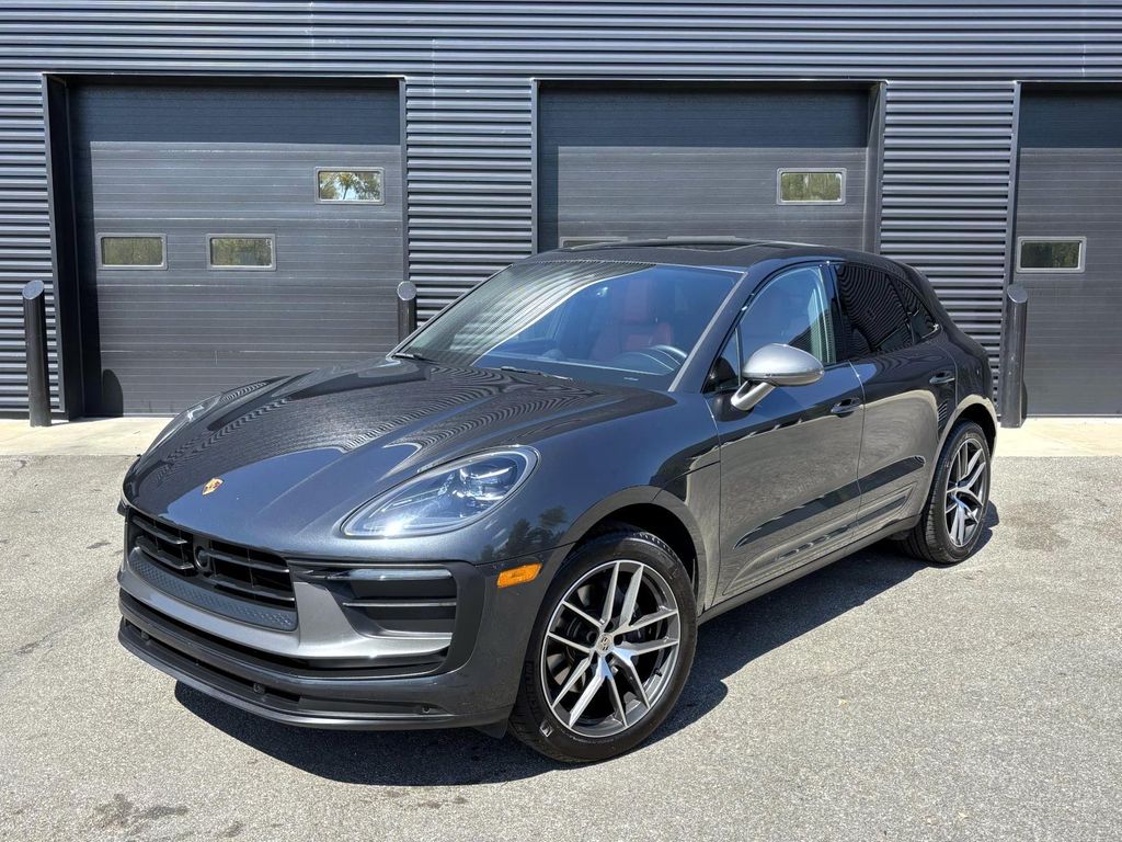 2023 Porsche Macan