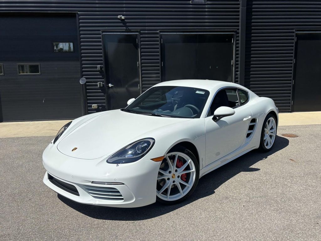 2025 Porsche 718 Cayman S