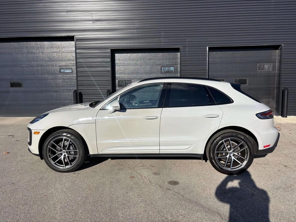 Certified 2024 Porsche Macan SUV