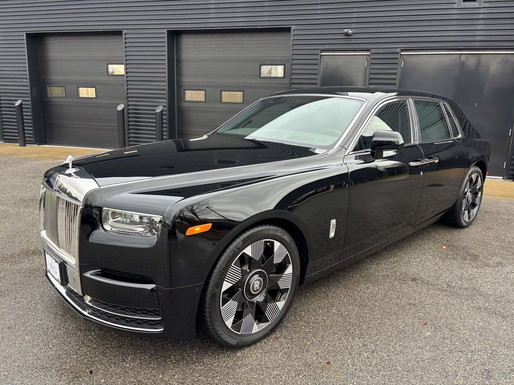 2026 Rolls-Royce Phantom's photo