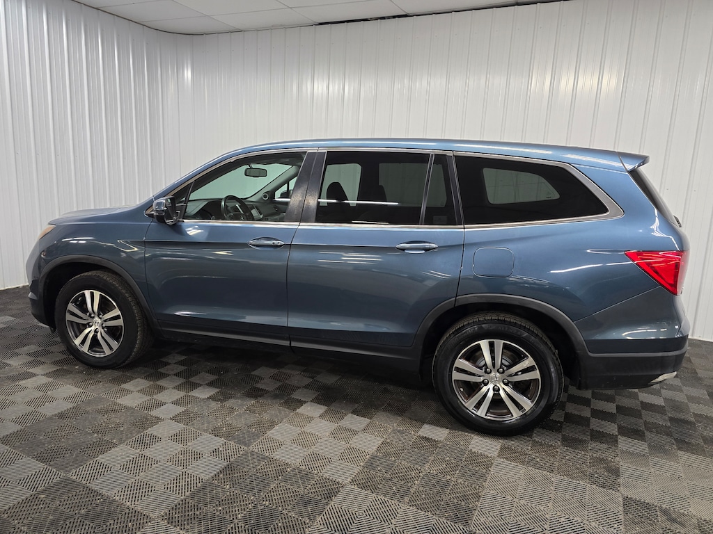 Used 2017 Honda Pilot EX-L w/RES AWD SUV