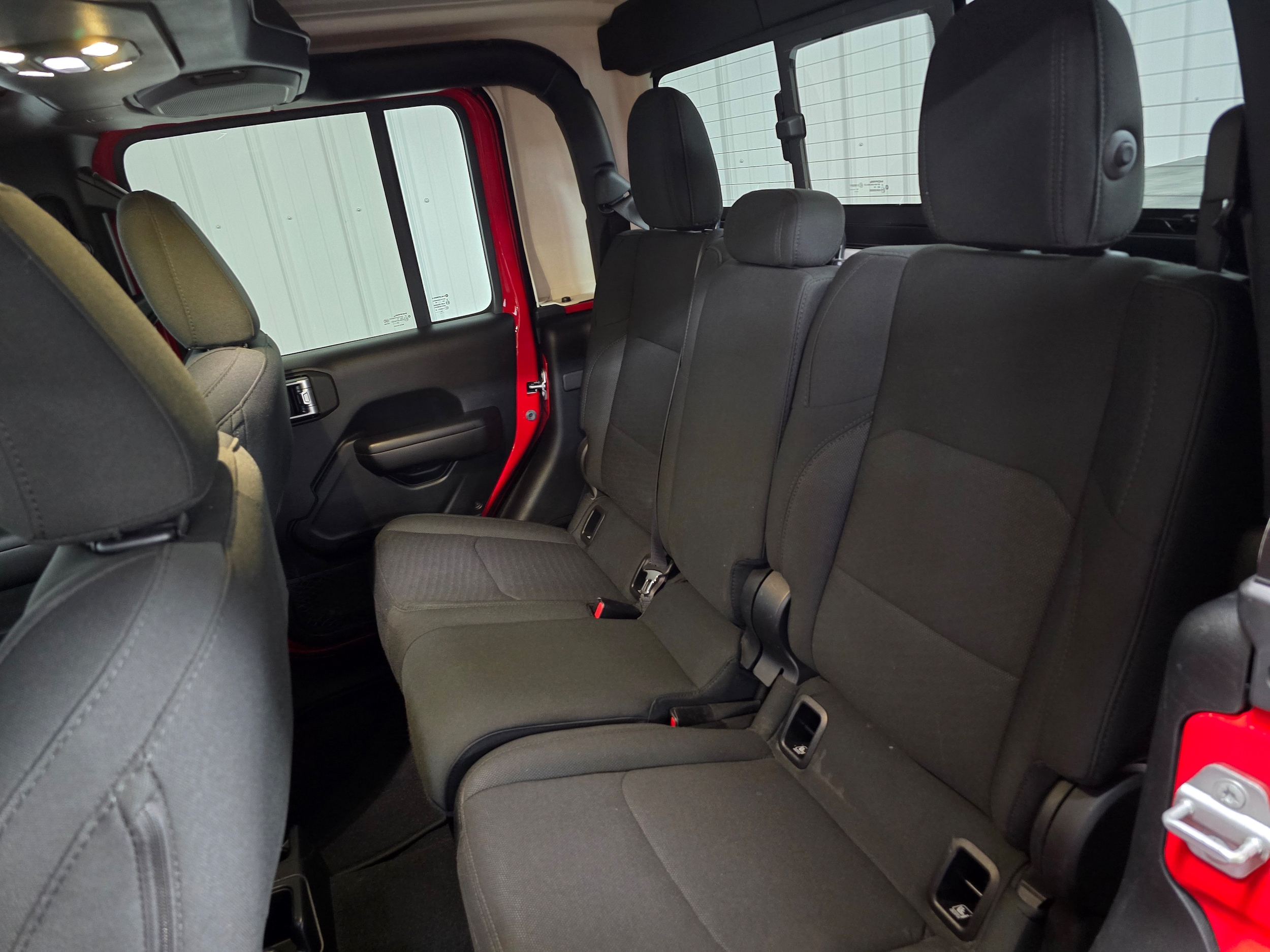 2020 Jeep Gladiator Sport S - Photo 18