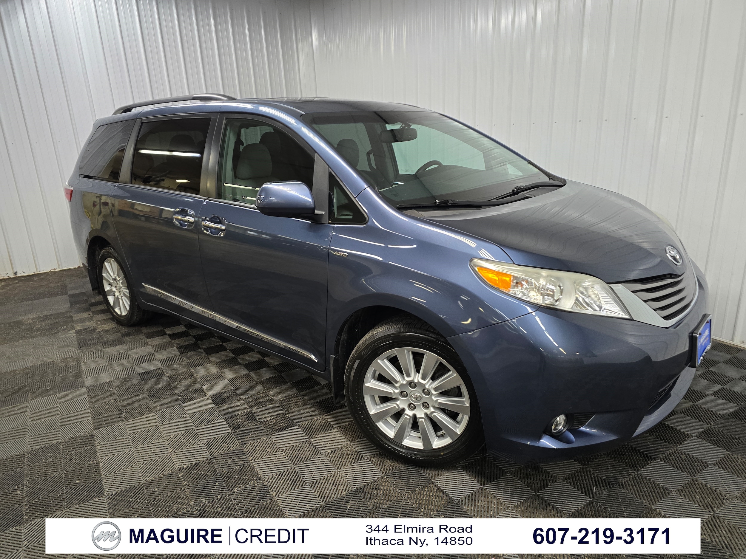 2017 Toyota Sienna XLE
