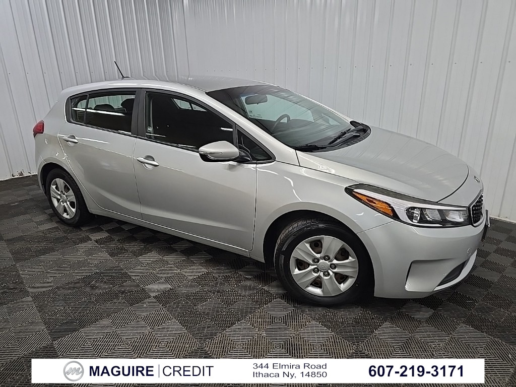 Used 2017 Kia Forte5 LX Hatchback