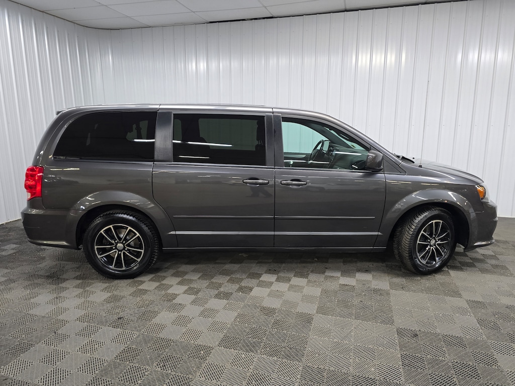 Used 2017 Dodge Grand Caravan GT Van