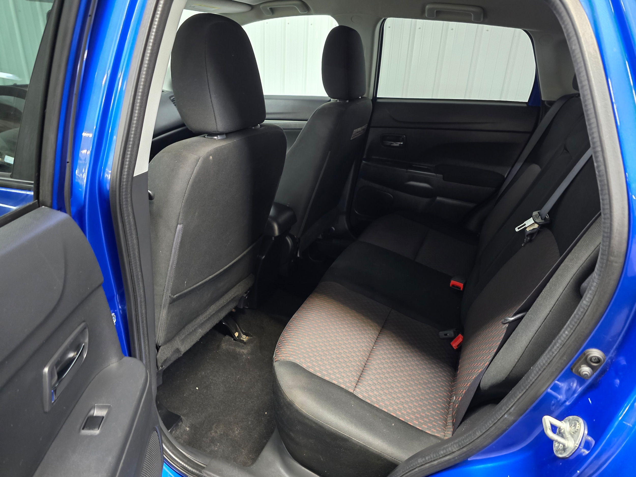 2017 Mitsubishi Outlander Sport ES - Photo 17