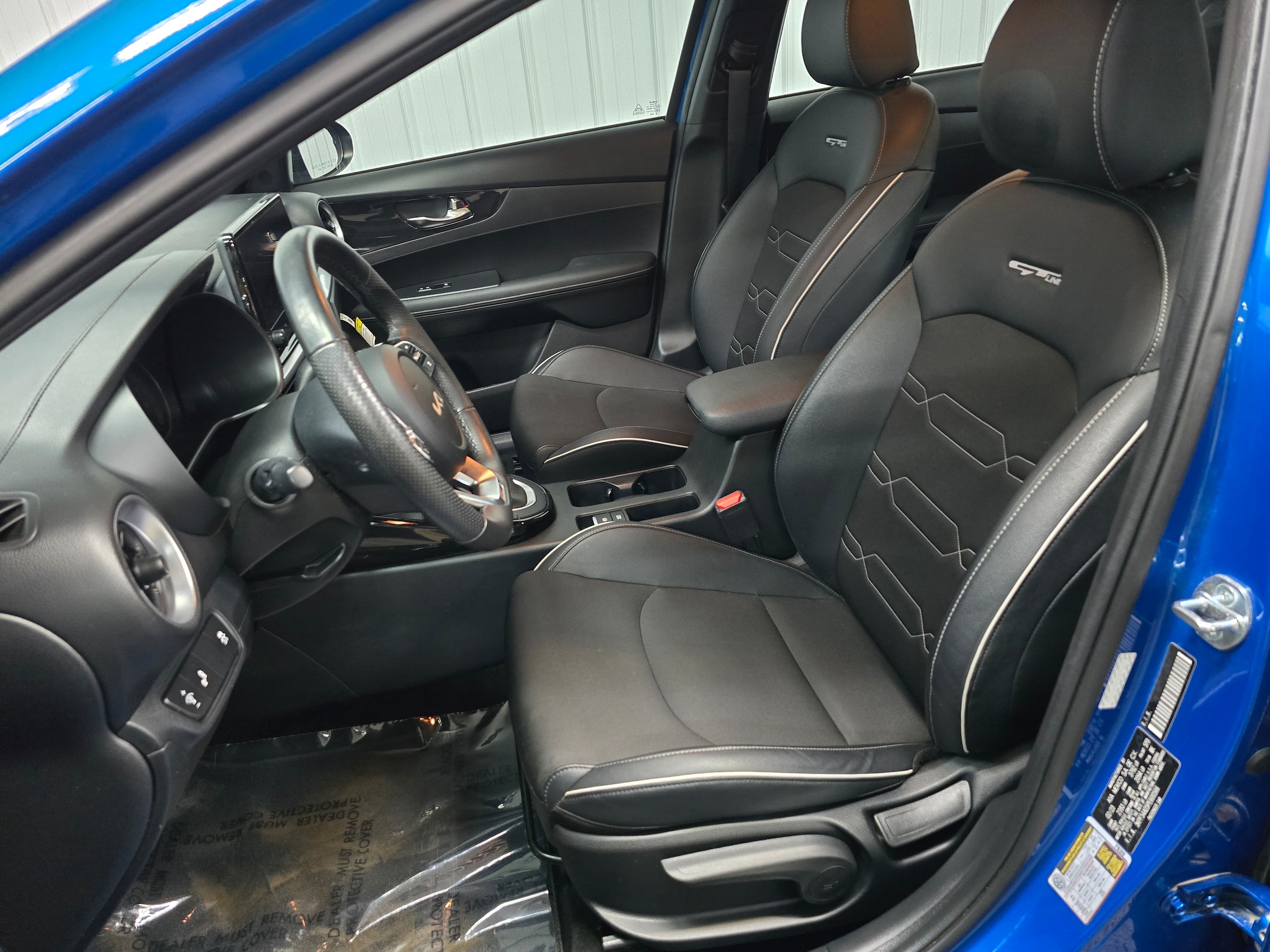 2023 Kia Forte GT-Line - Photo 16