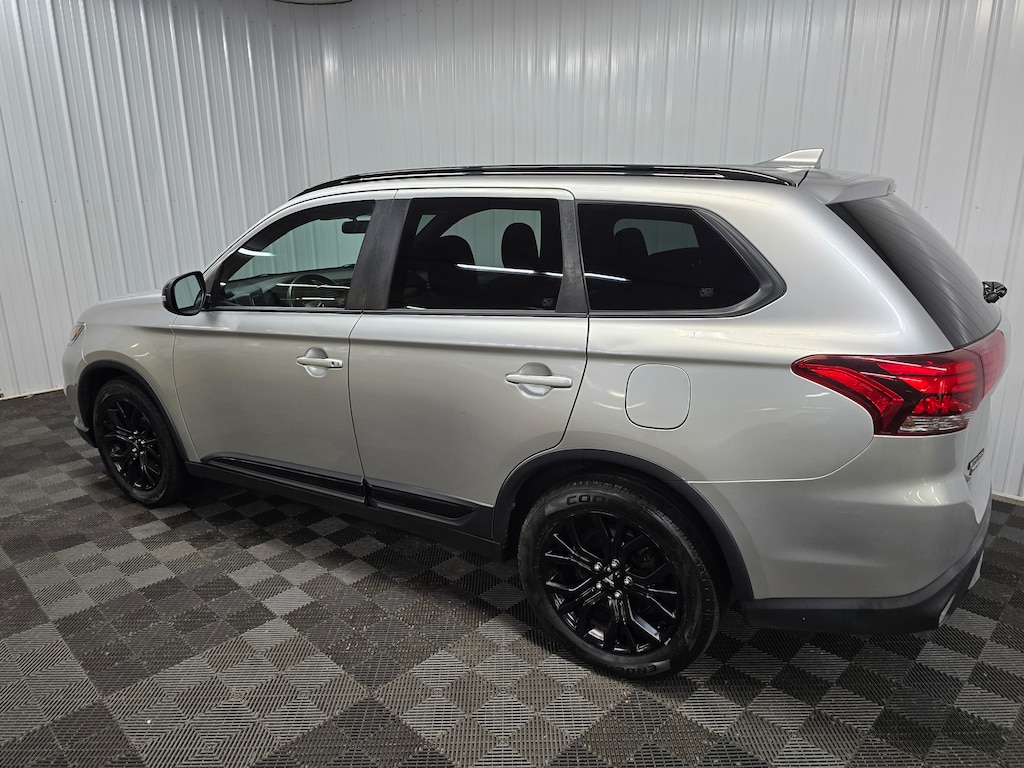 Used 2018 Mitsubishi Outlander  CUV