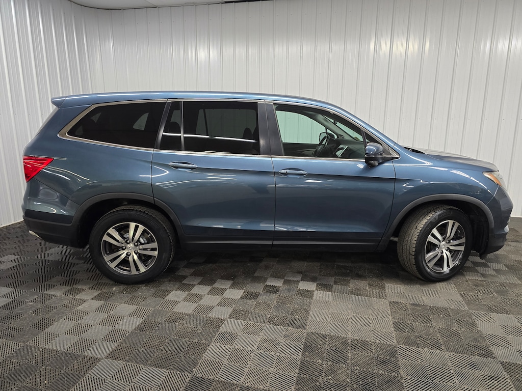 Used 2017 Honda Pilot EX-L w/RES AWD SUV