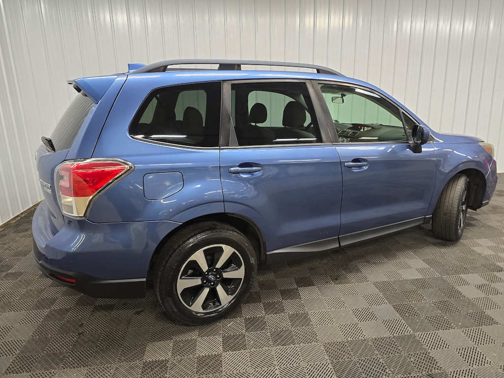 Used 2017 Subaru Forester 2.5i Premium SUV