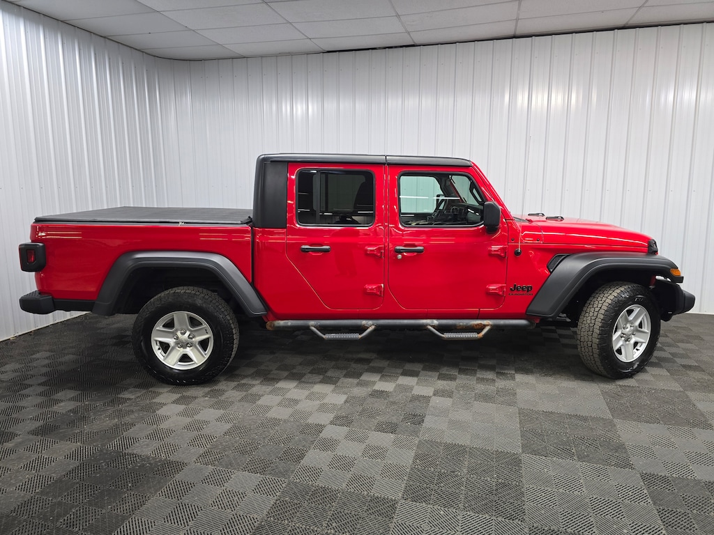 Used 2020 Jeep Gladiator Sport Truck Crew Cab