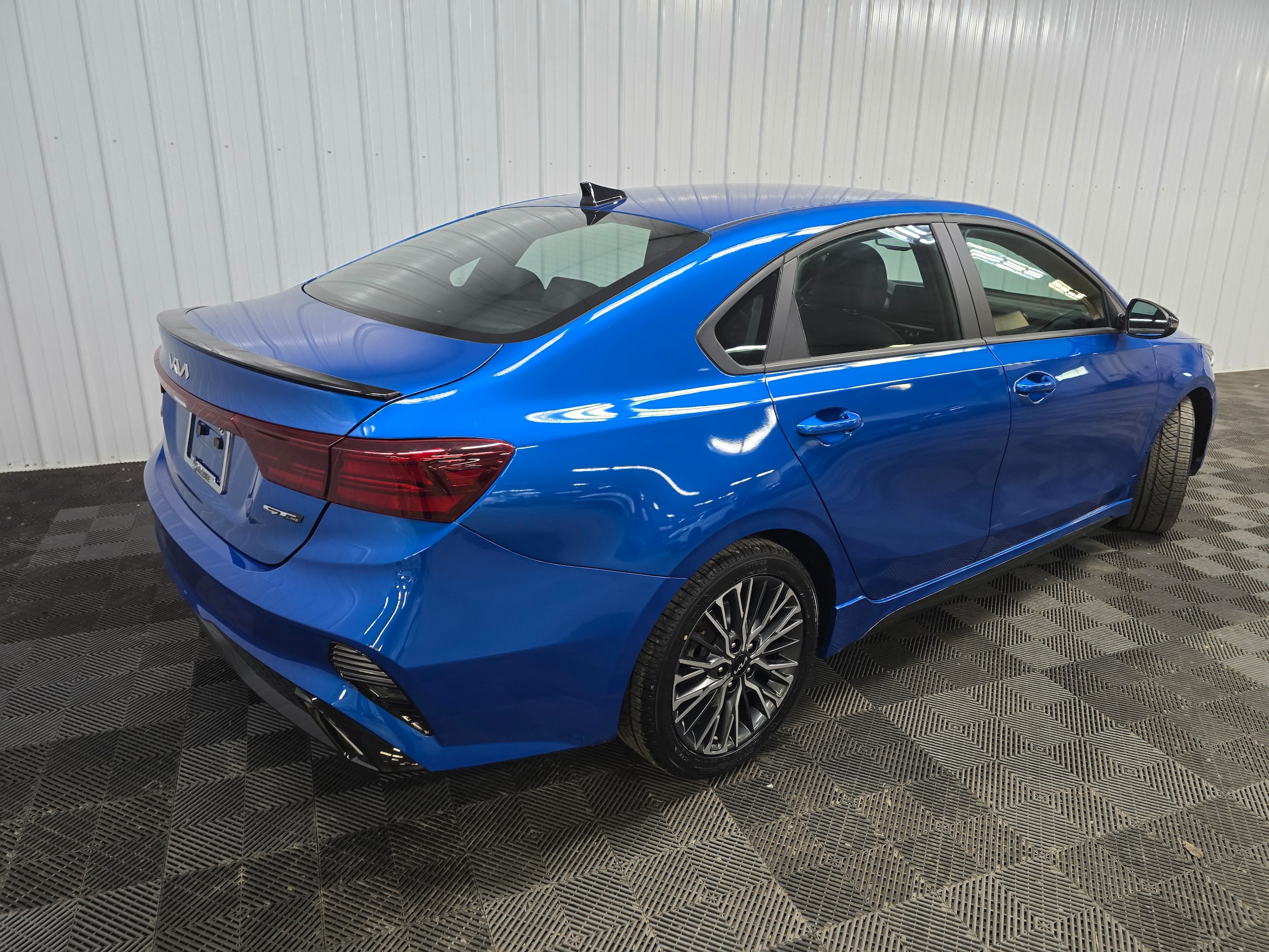 2023 Kia Forte GT-Line - Photo 10