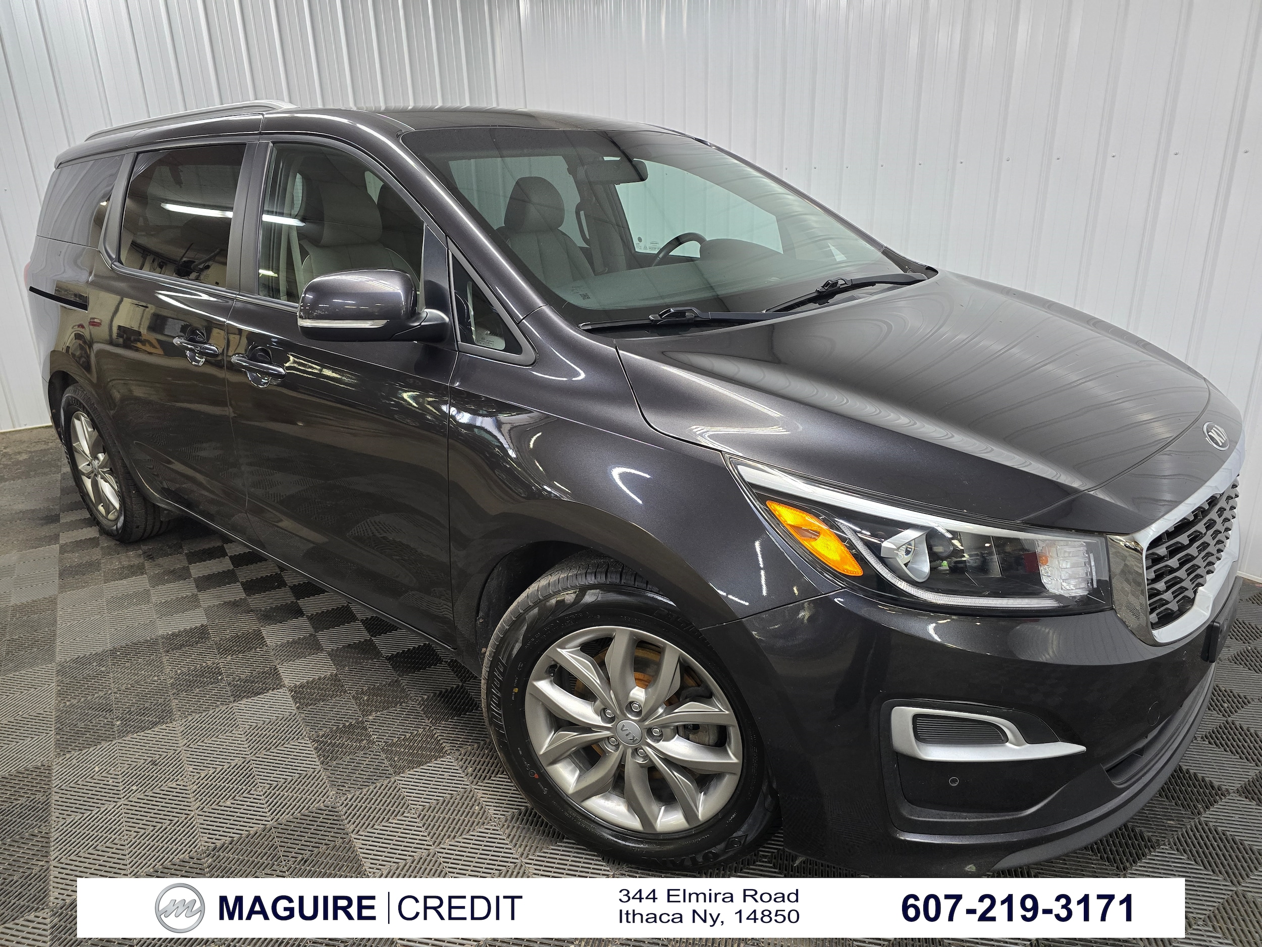 2020 Kia Sedona EX's photo