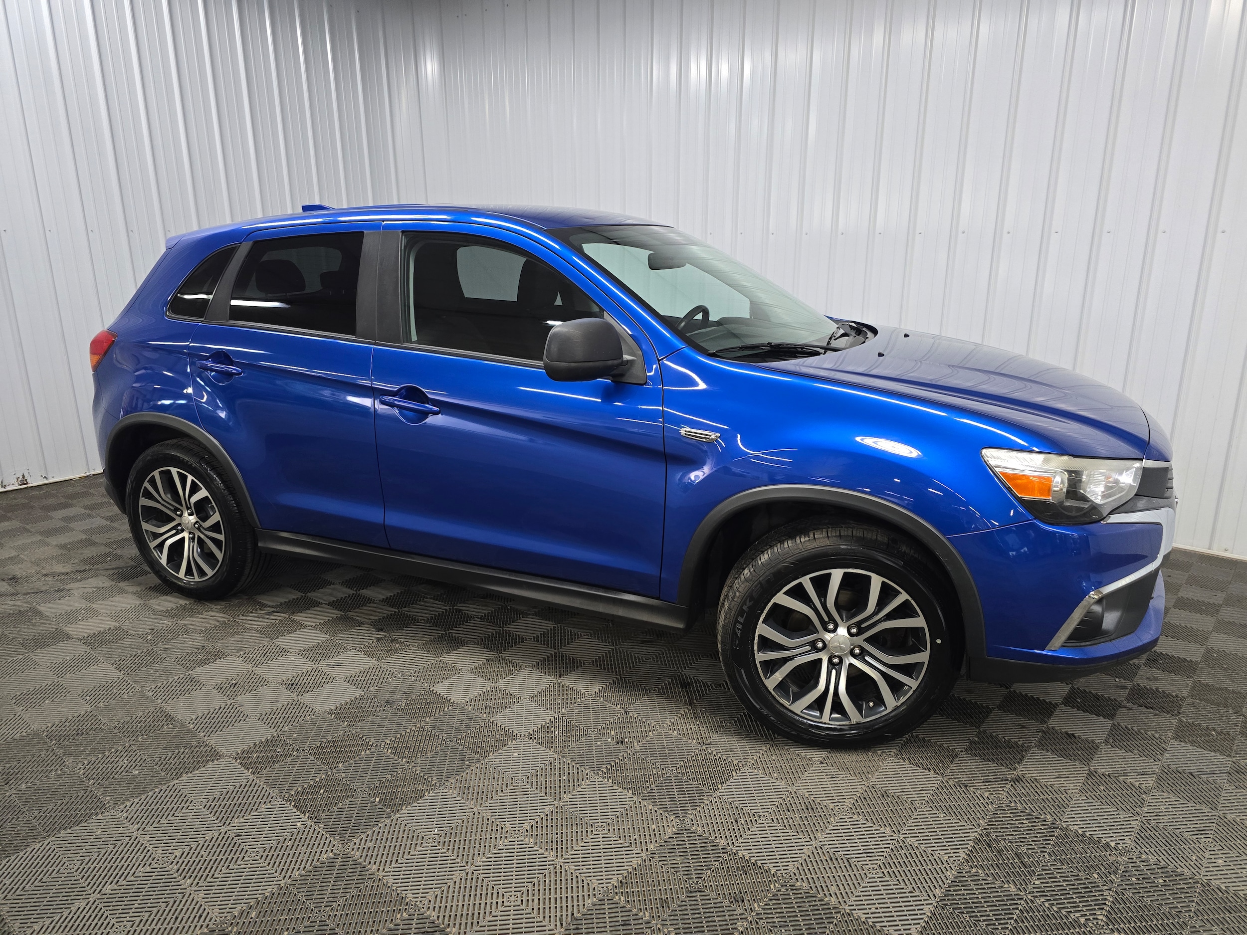 2017 Mitsubishi Outlander Sport ES - Photo 7