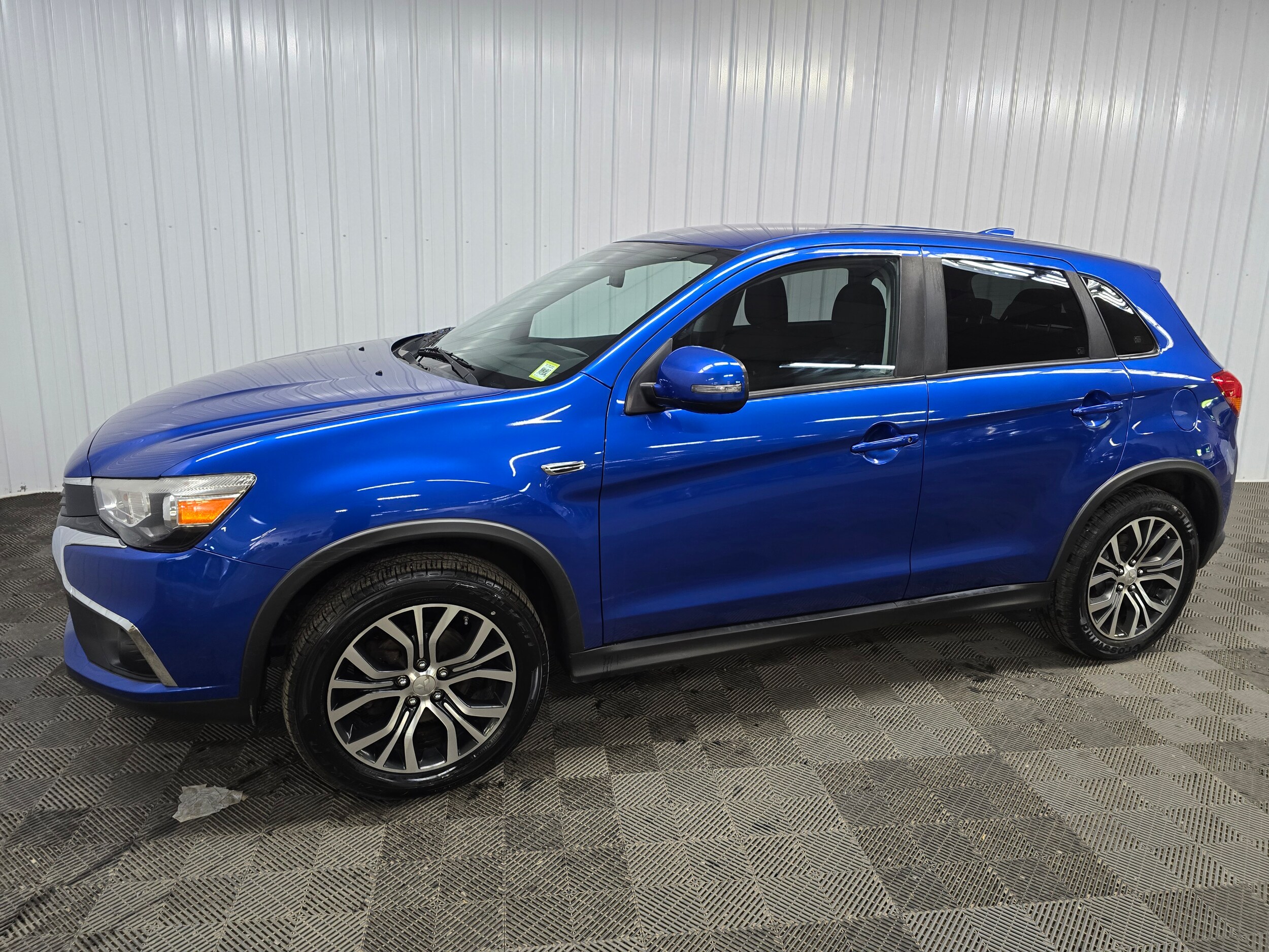 2017 Mitsubishi Outlander Sport ES - Photo 6
