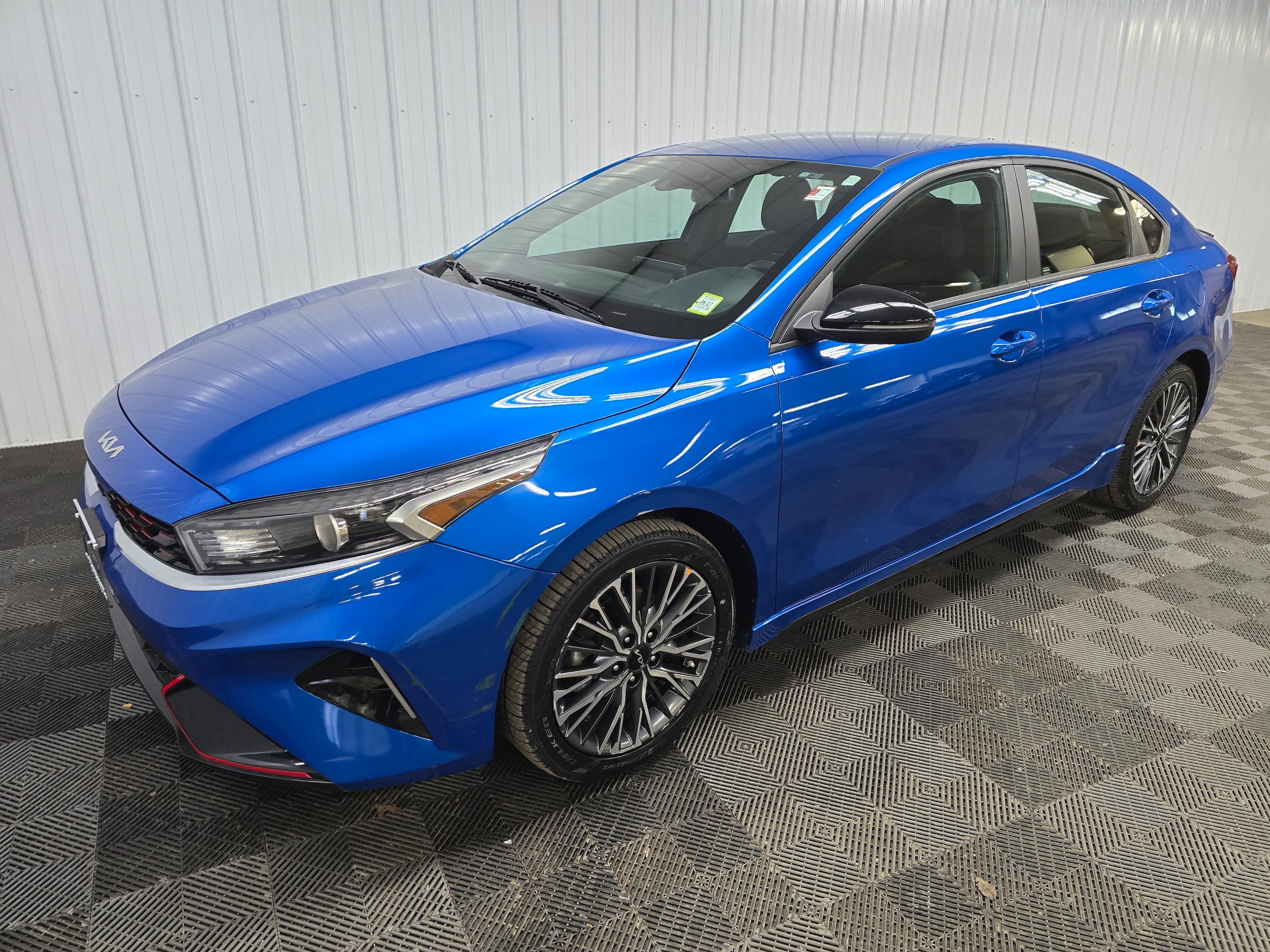 2023 Kia Forte GT-Line - Photo 8
