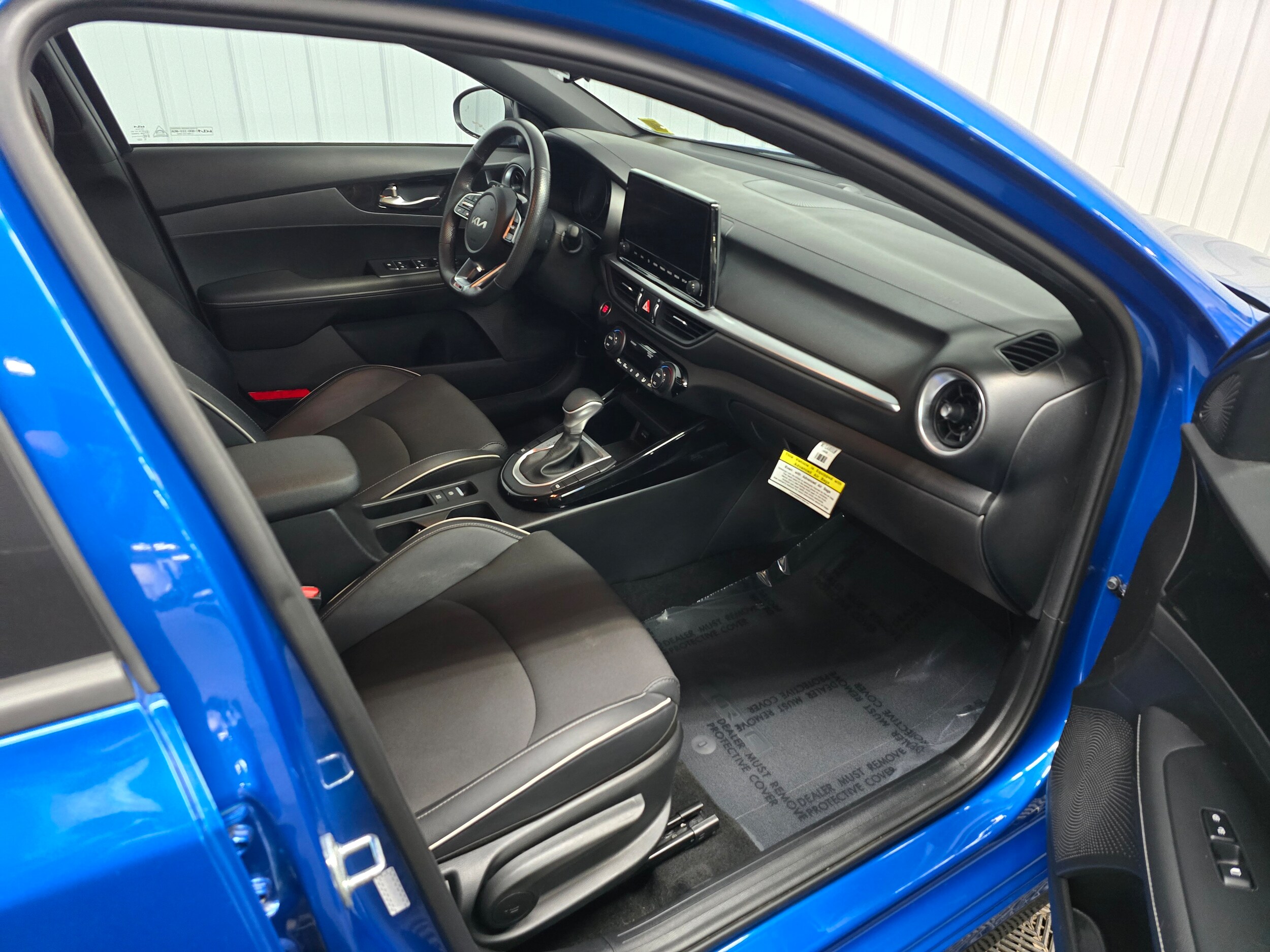 2023 Kia Forte GT-Line - Photo 22