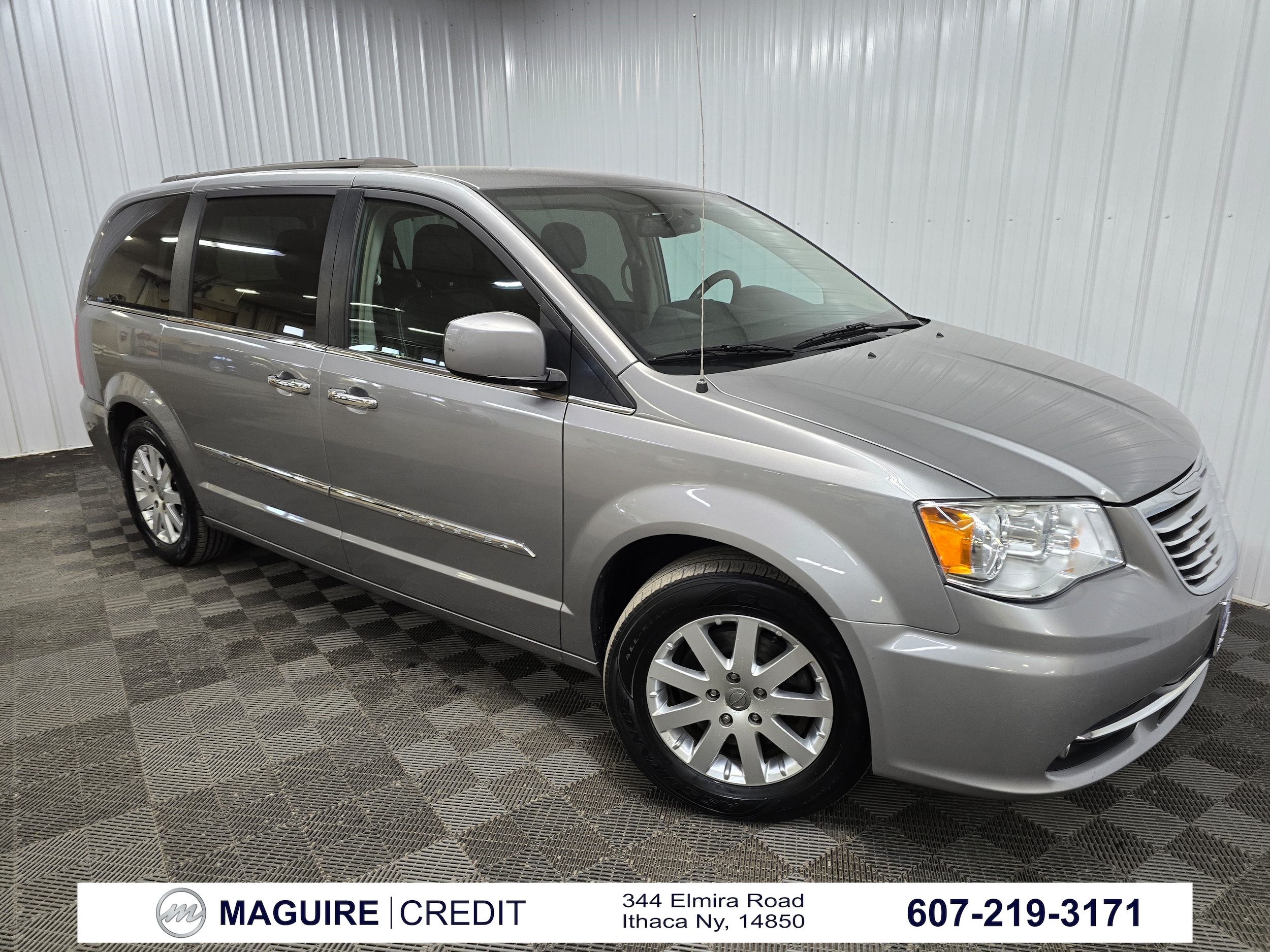 2015 Chrysler Town & Country Touring