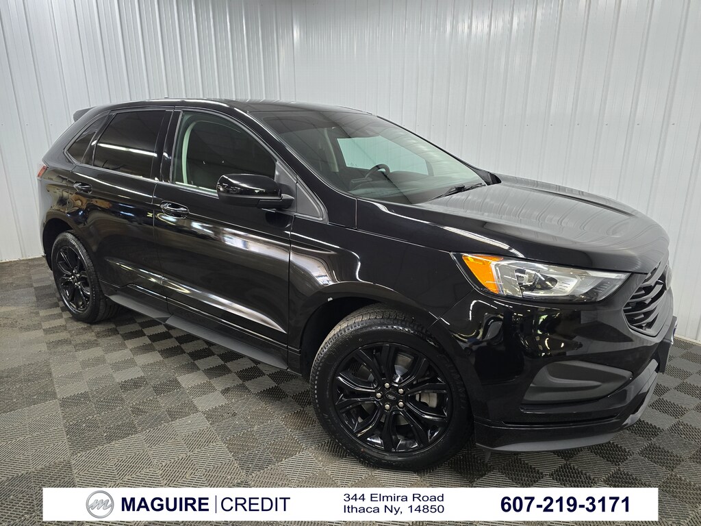 Used 2022 Ford Edge SE SUV