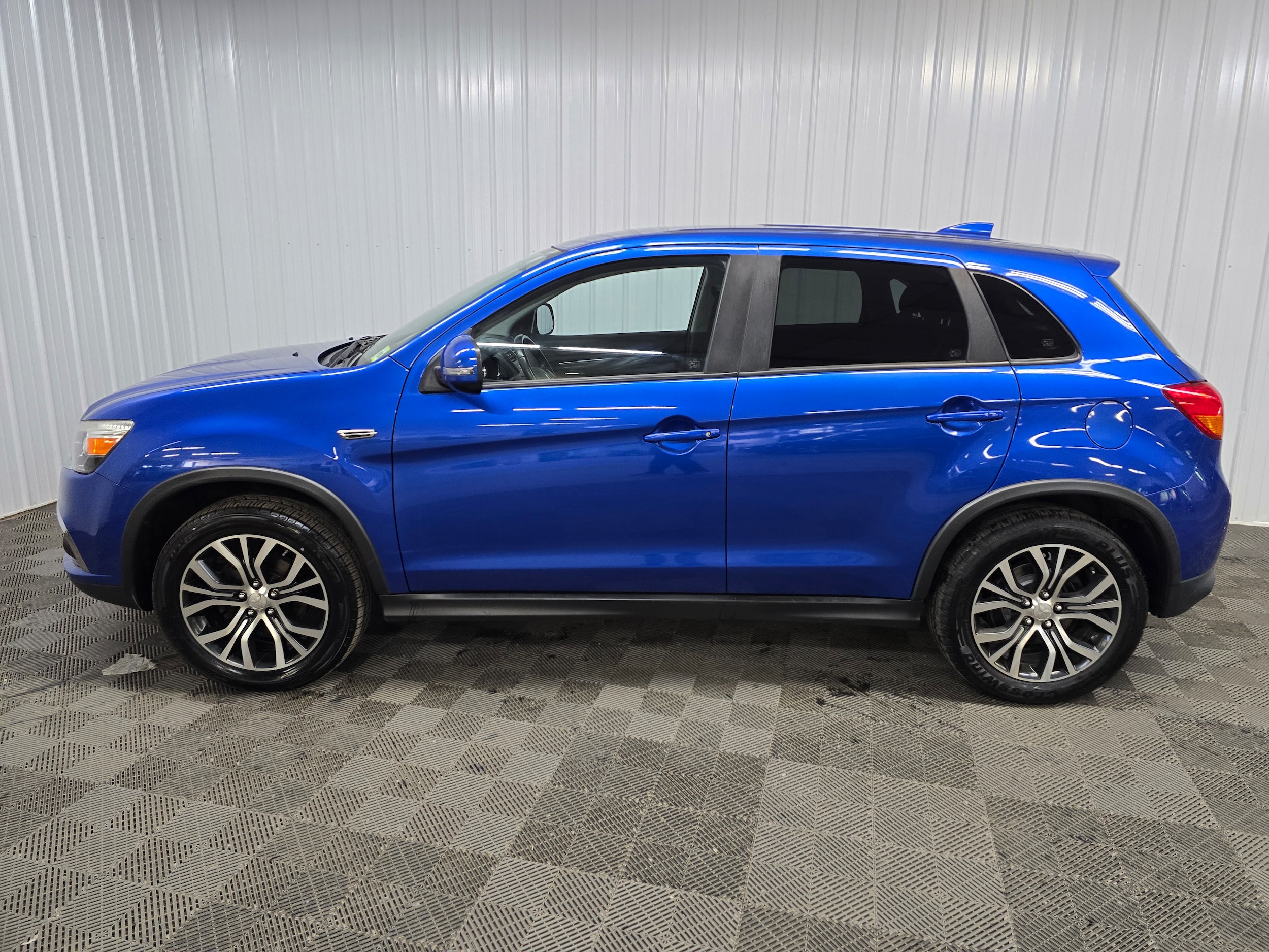 2017 Mitsubishi Outlander Sport ES - Photo 5