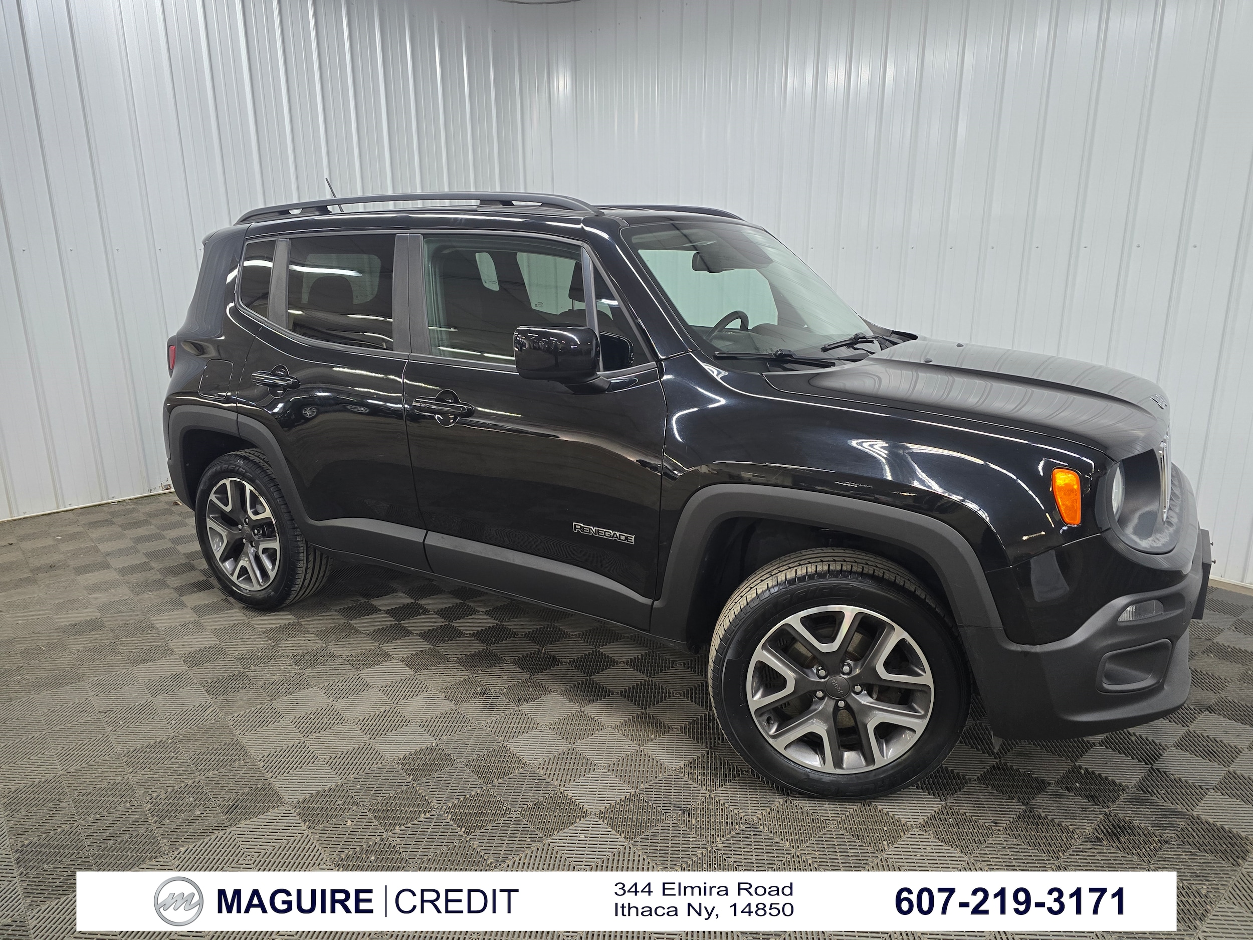 2017 Jeep Renegade Latitude's photo