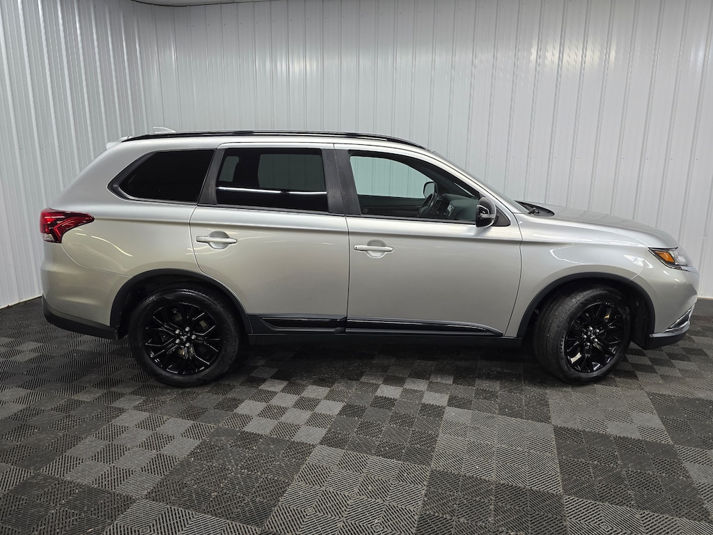 Used 2018 Mitsubishi Outlander  CUV