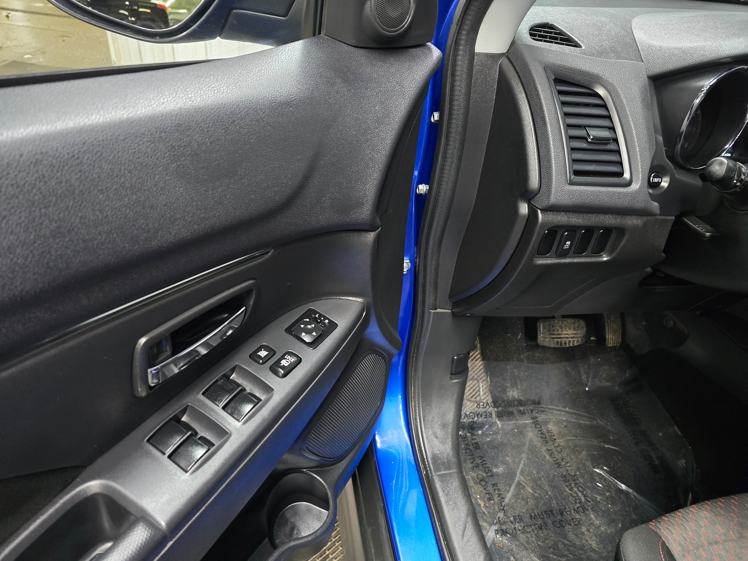 2017 Mitsubishi Outlander Sport ES - Photo 14