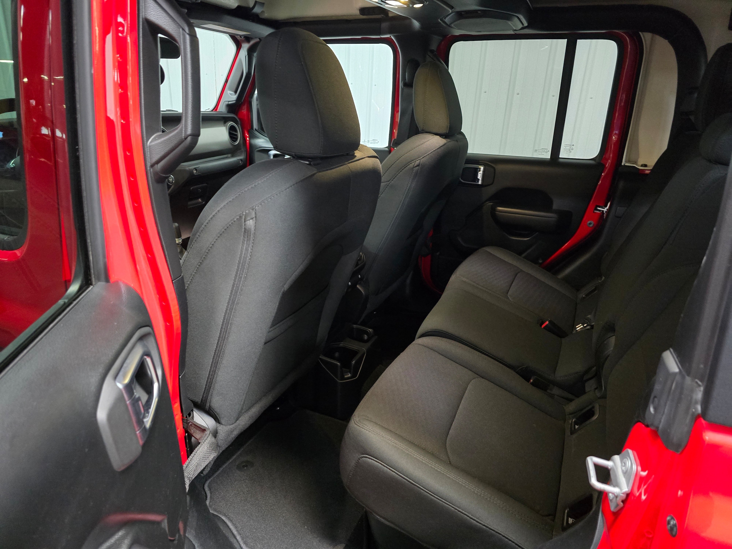 2020 Jeep Gladiator Sport S - Photo 17