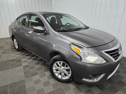 2017 Nissan Versa 1.6 SV Sedan